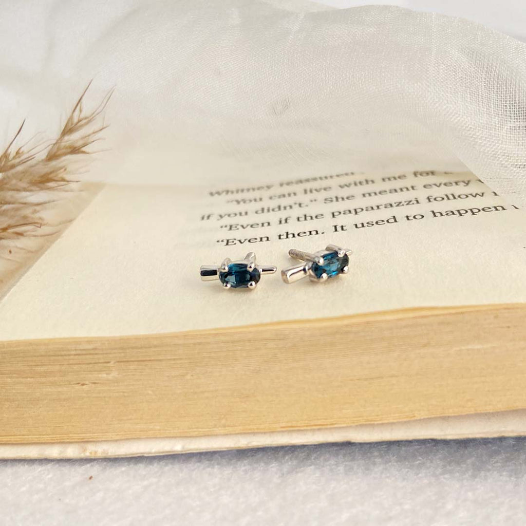 Swerve Helix Silver Earstuds