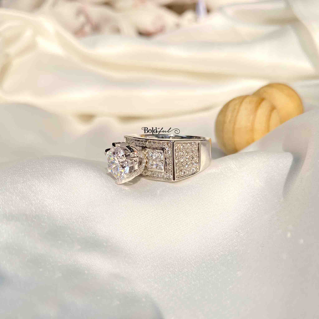 Beatific Solitaire Silver Ring - Boldiful