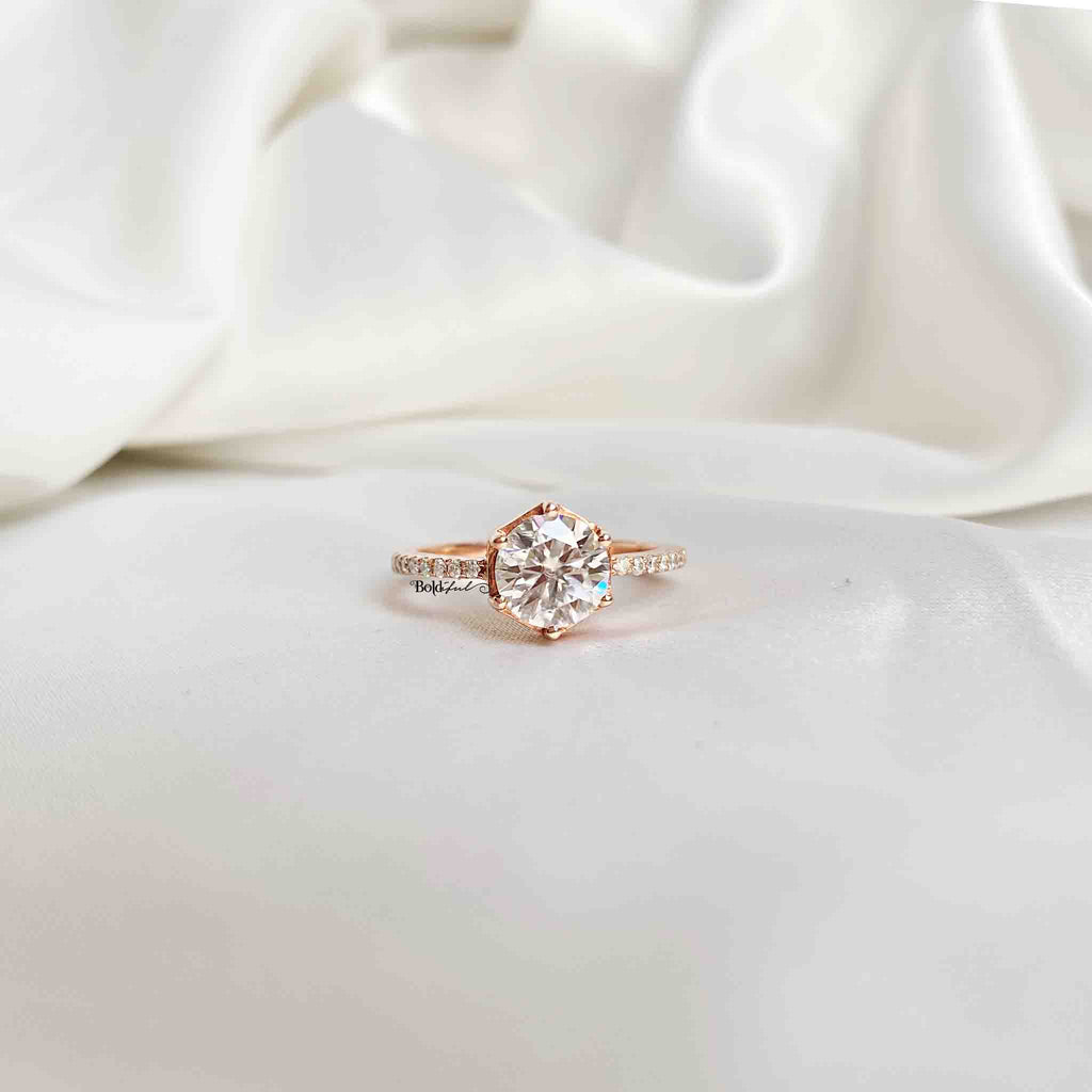 Dainty Moissanite Diamond Gold Ring - Boldiful