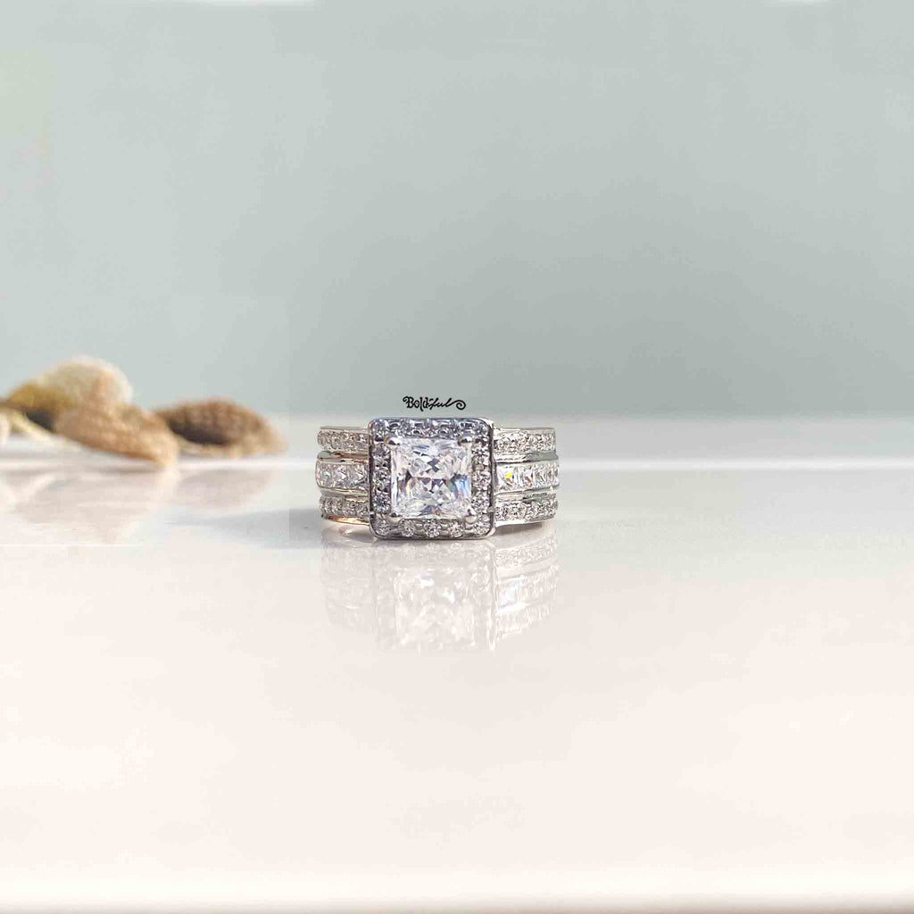 Distingué Square Cocktail Ring - Boldiful