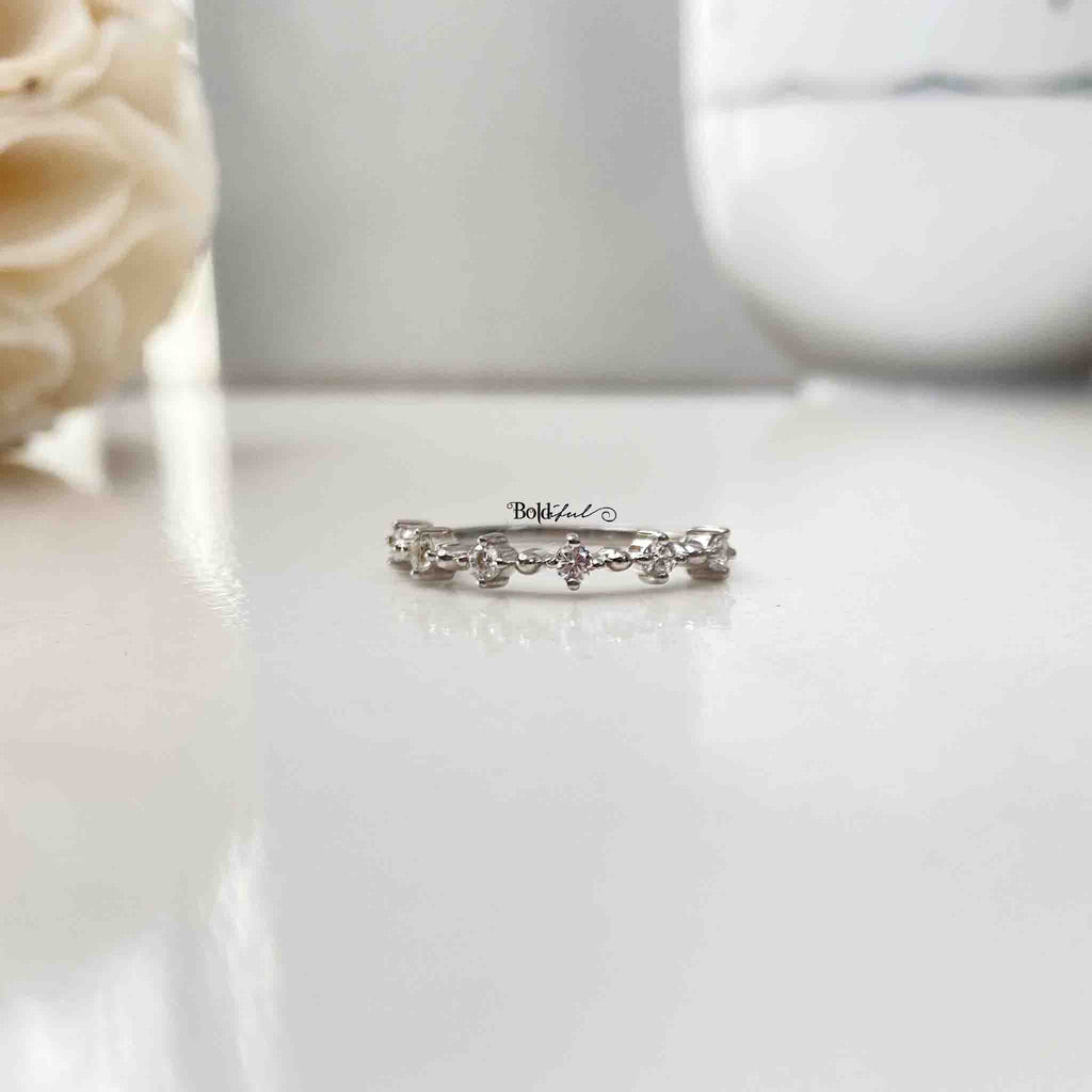Lit Minimal Silver Band - Boldiful