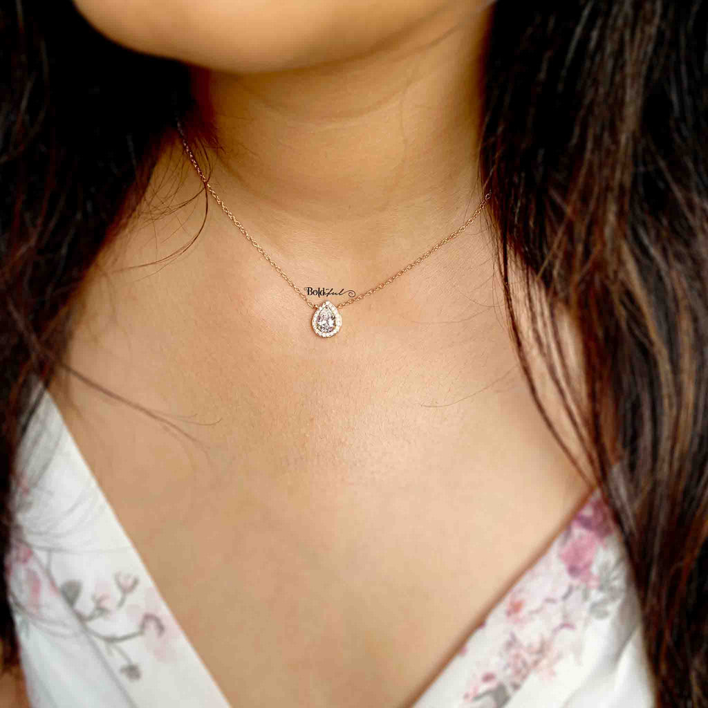 Perky Minimal Silver Pendant - Boldiful