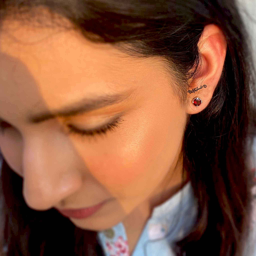 Petite Garnet ear studs - Boldiful