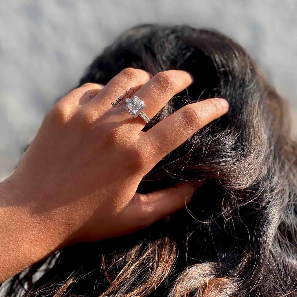Prim Silver Princess Cut Ring - Boldiful