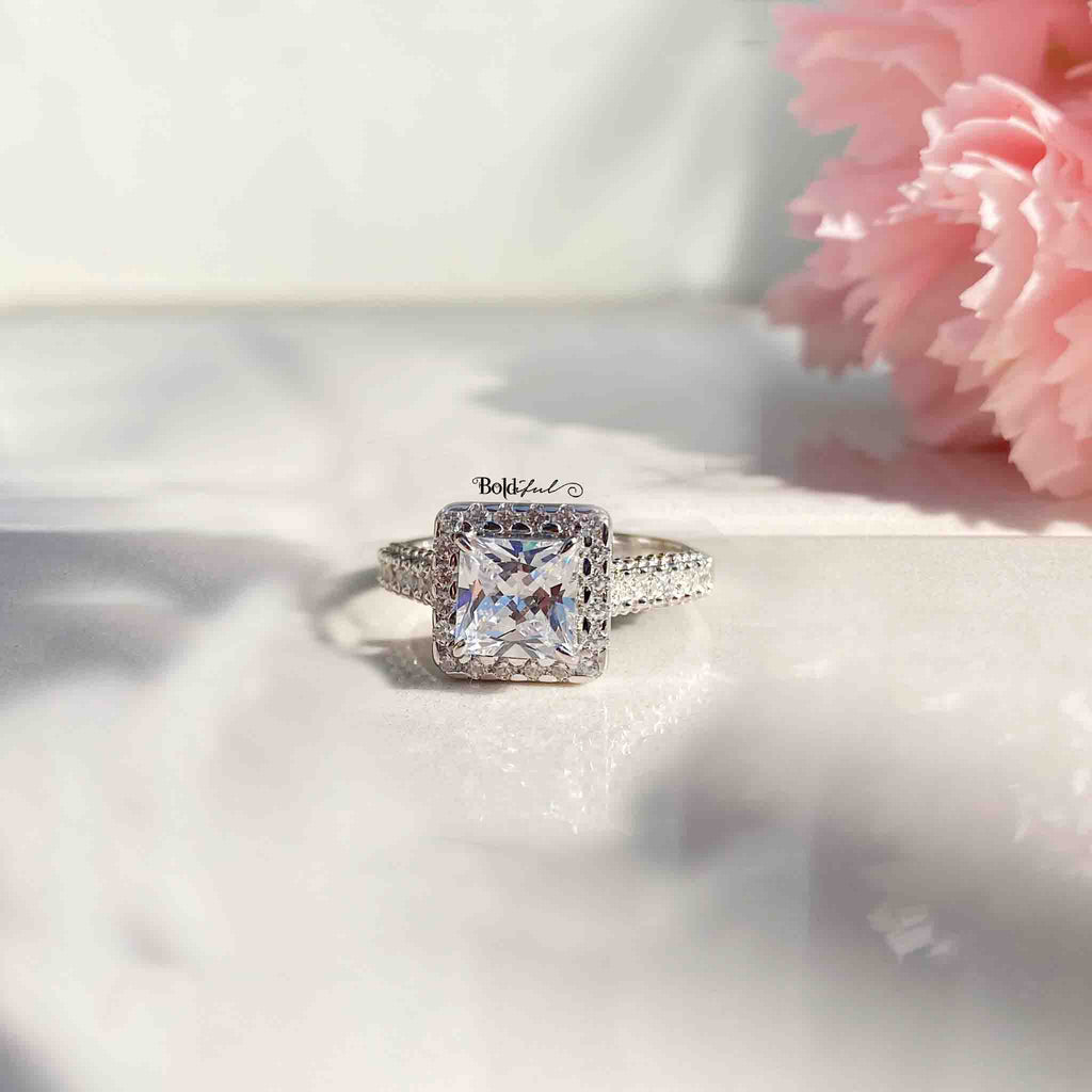 Prim Silver Princess Cut Ring - Boldiful