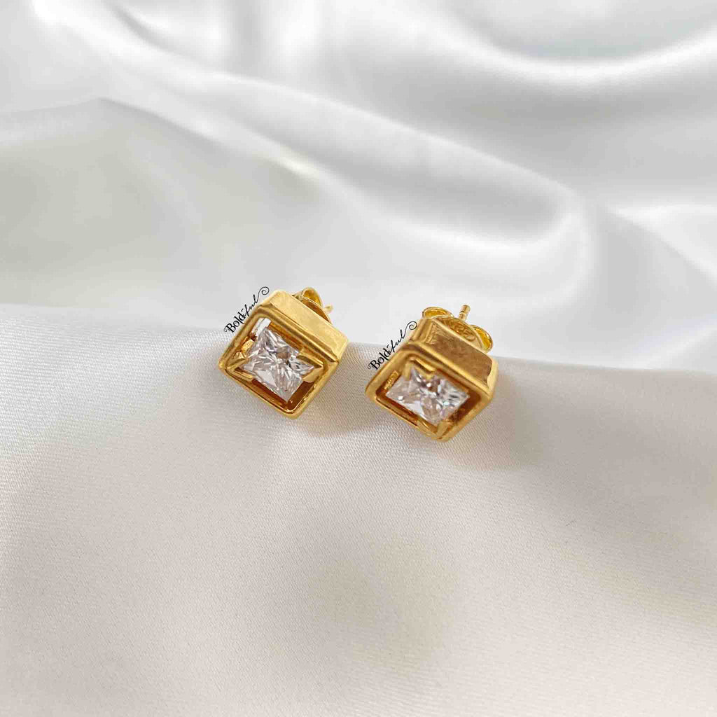 Royale Moissanite Diamond Studs - Boldiful