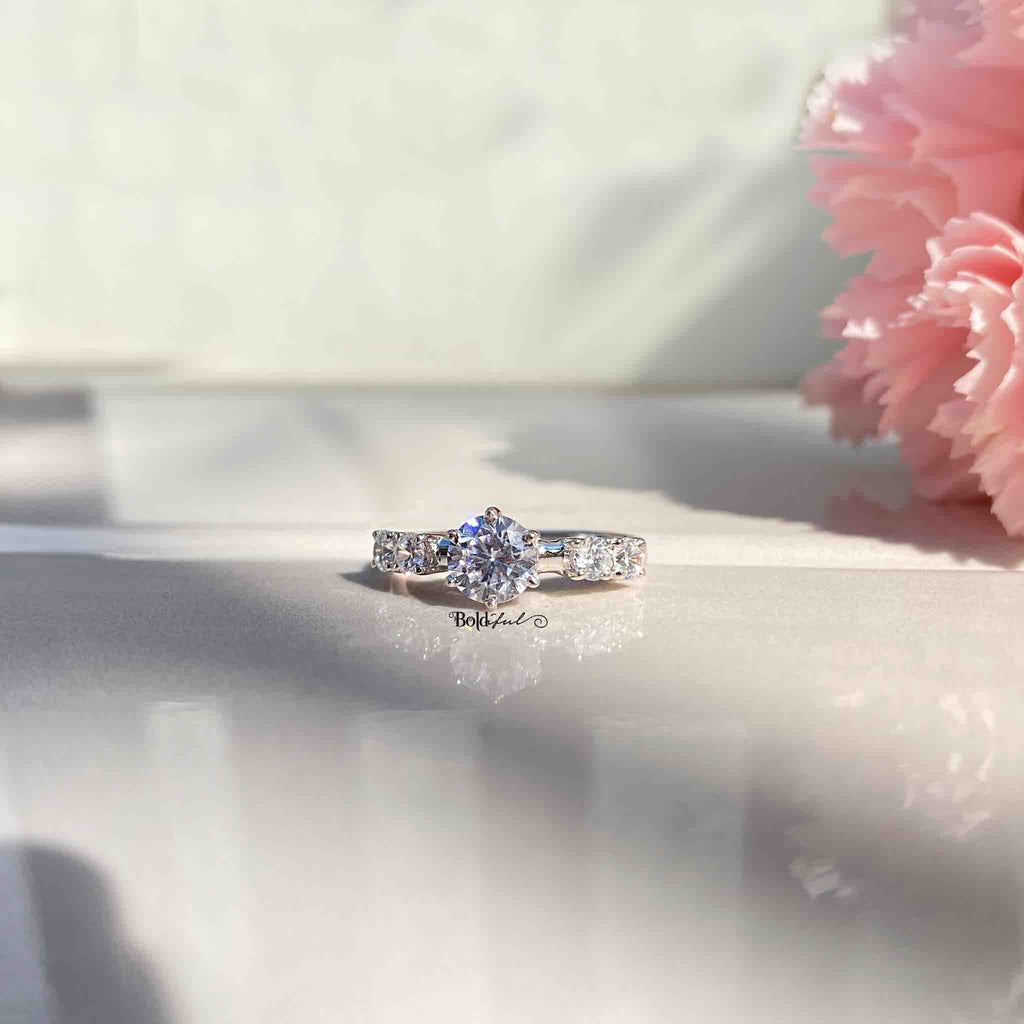 Zingy Minimal Silver Ring  - Boldiful