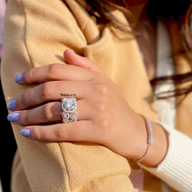 Zippy Big Solitaire Silver Ring - Boldiful
