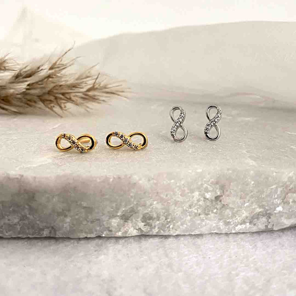 forever and ever! Infinity sign earrings in rose gold - ideal gift for your  best friend