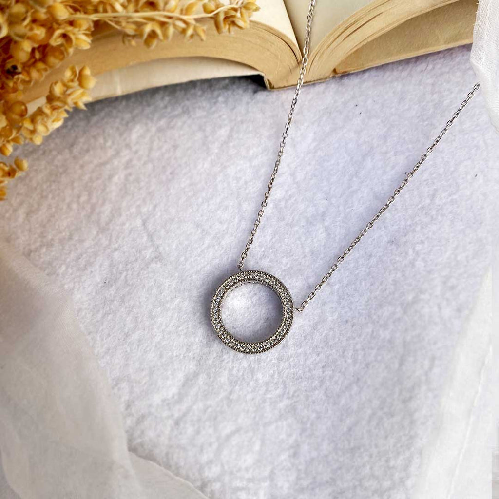 Runa | dainty silver chain with circle pendant – Rebecca Wolf Design