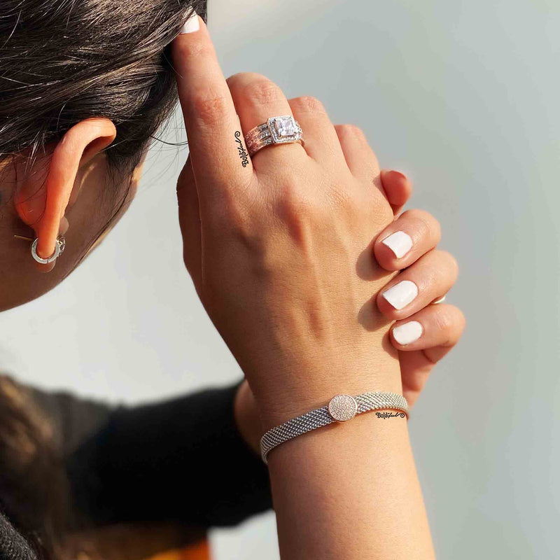 Distingué Square Cocktail Ring - Boldiful