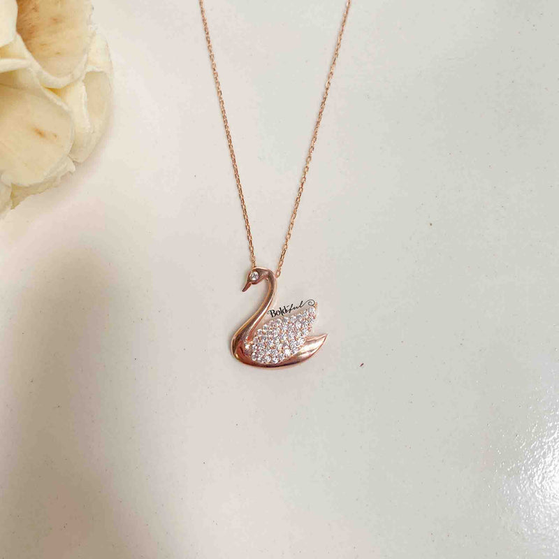 Swan Minimal Pendant - Boldiful