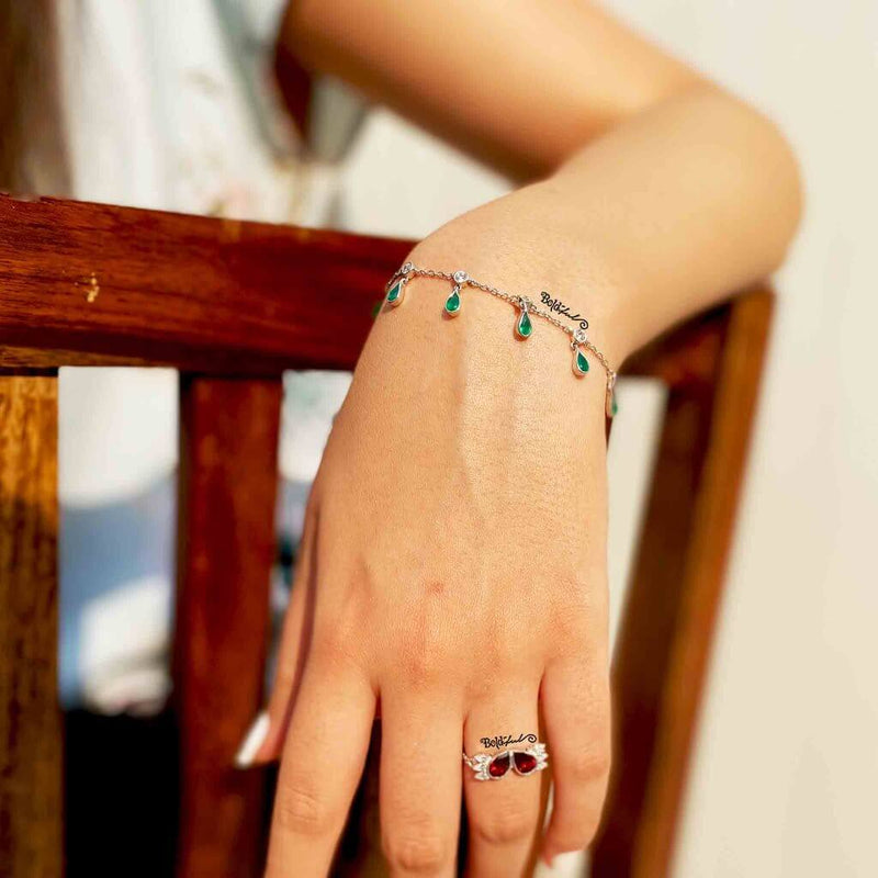 Swingy Charm Bracelet - Boldiful