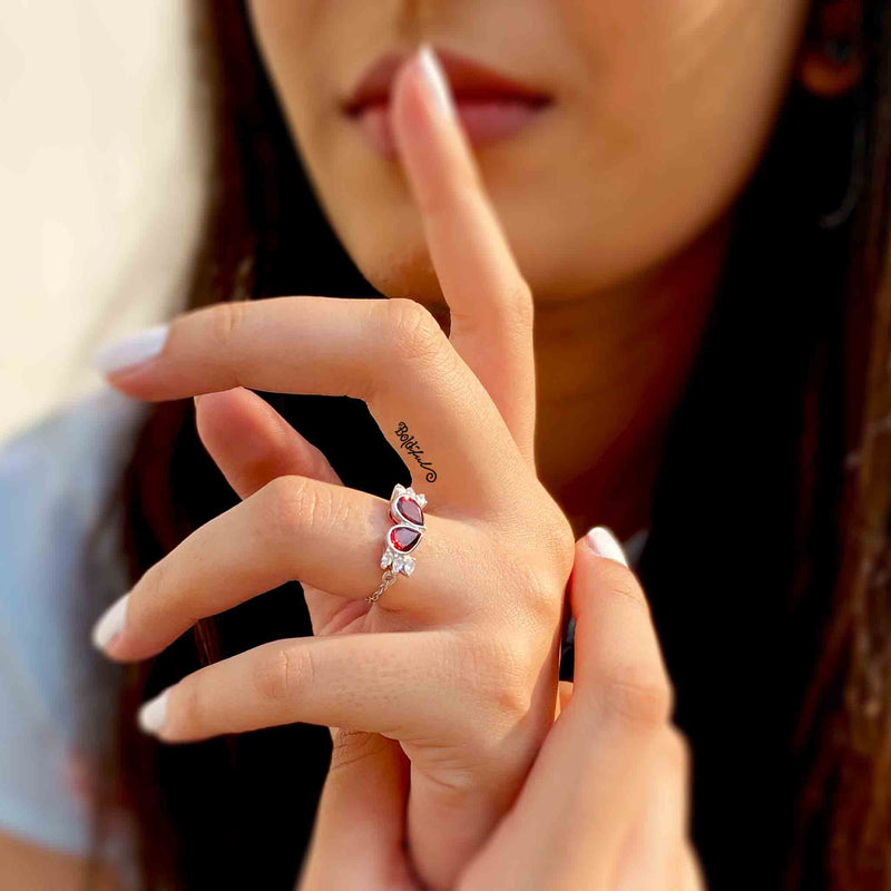 Wings Garnet Chain Ring - Boldiful